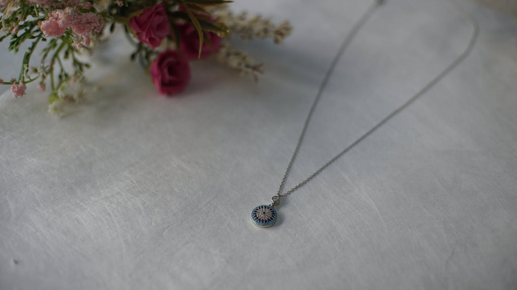 Minimalist Evil Eye Necklace, Dainty Evil Eye Pendant, Tiny Evil Eye Talisman Protection Necklace, Blue Eye Bead, Protection Amulet Pendant