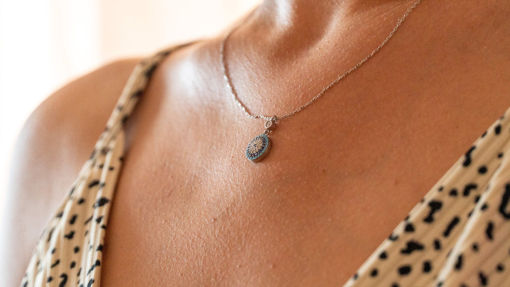 Minimalist Evil Eye Necklace, Dainty Evil Eye Pendant, Tiny Evil Eye Talisman Protection Necklace, Blue Eye Bead, Protection Amulet Pendant