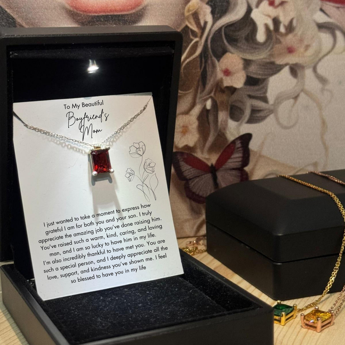 Boyfriend's Mom Jewelry for Mothers Day, To My Boyfriend's Mom Necklace Birthday Gifts, Mother in Law Jewelry Gift with  Message Card